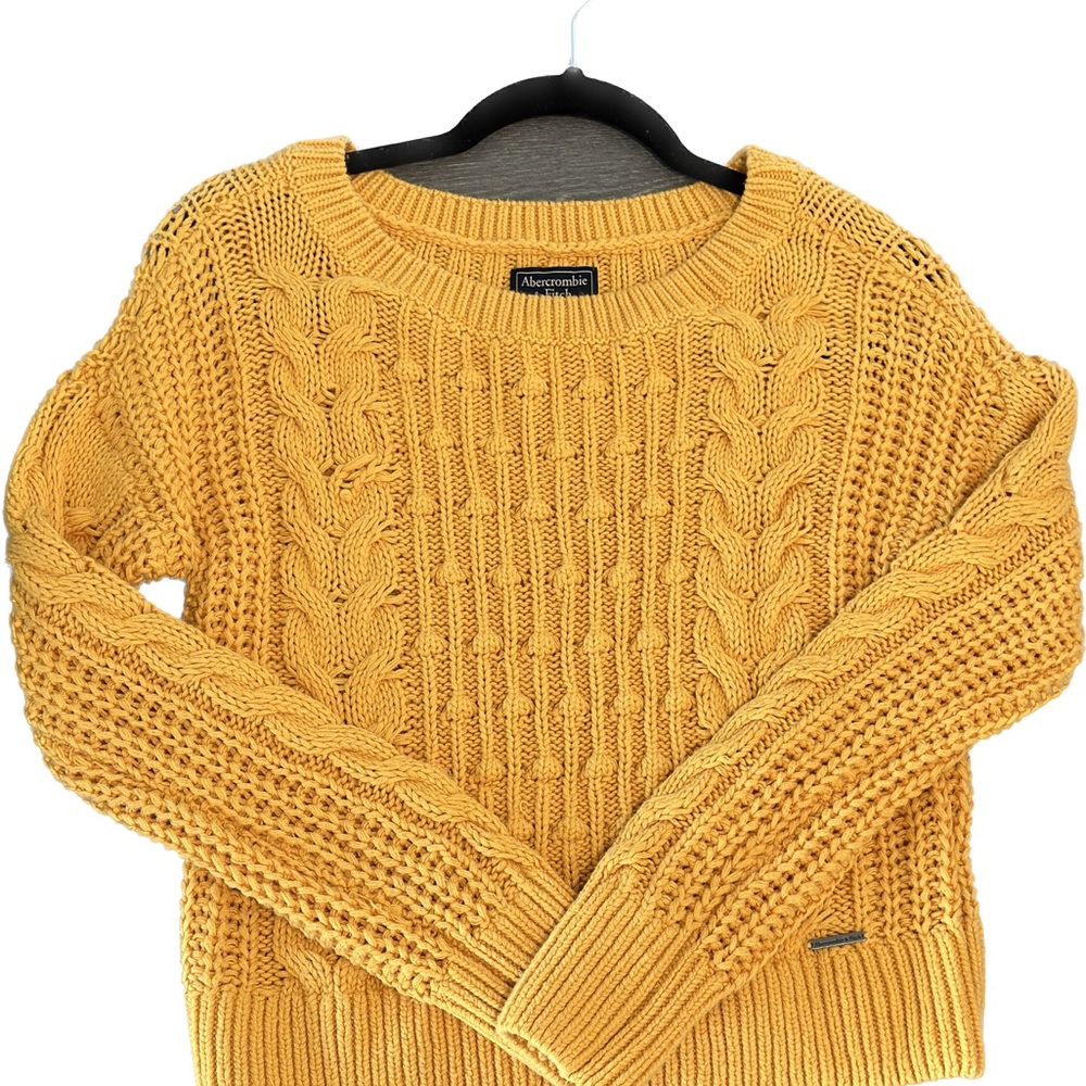 Abercrombie & Fitch Sweater for Women, Yellow/Gold XS